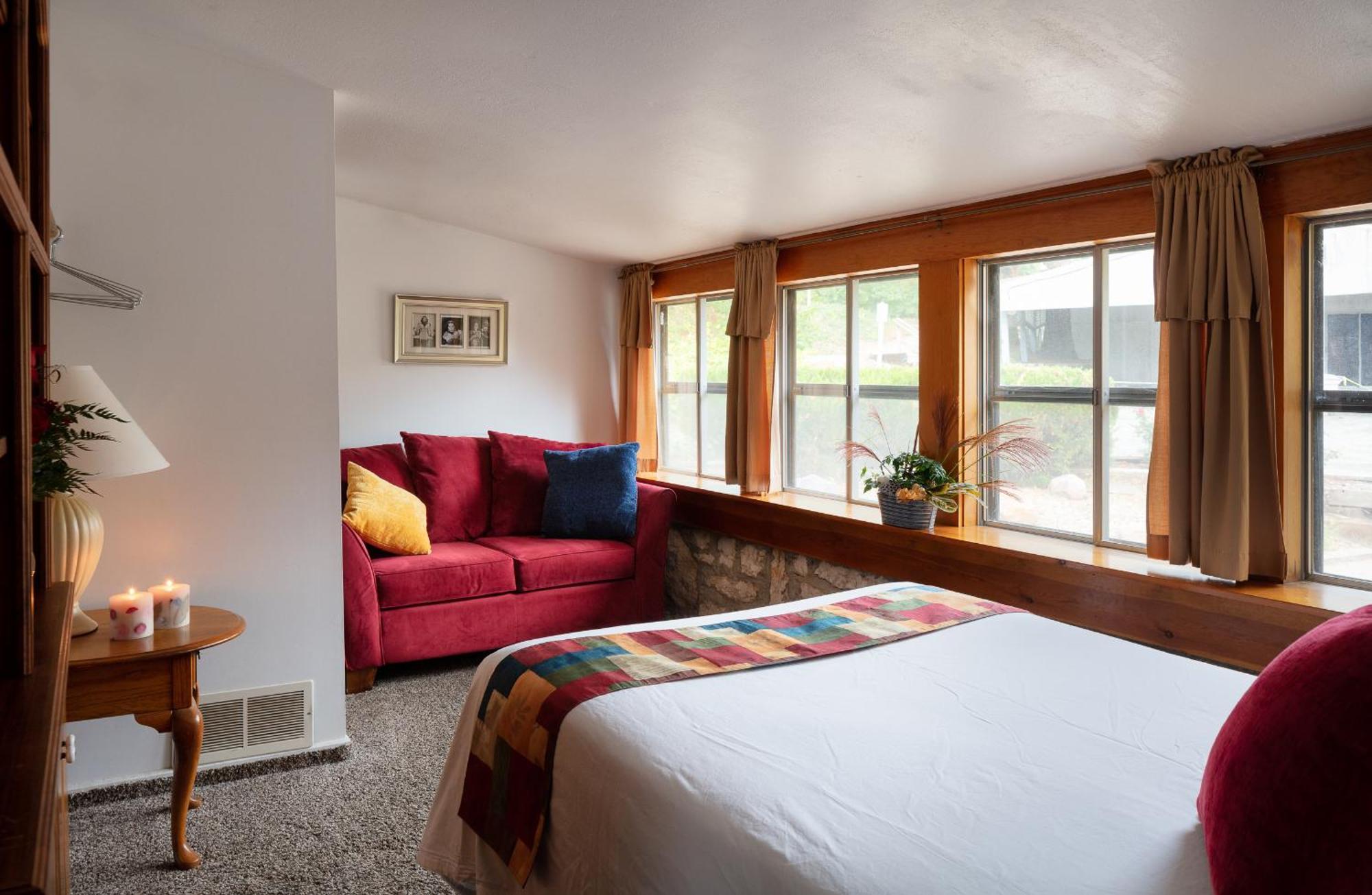 Basswood Resort Platte City Room photo
